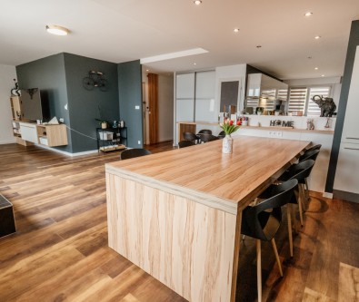 PONTARLIER - APPARTEMENT DE TYPE 5, TERASSES, GARAGE DOUBLE,