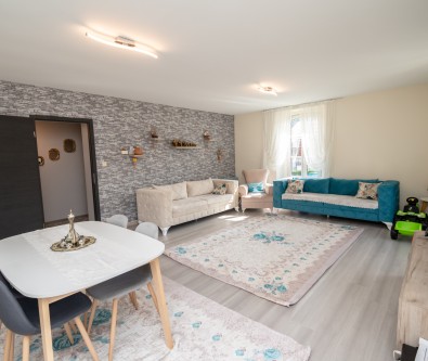 PONTARLIER - APPARTEMENT T5 - GARAGE - JARDIN 