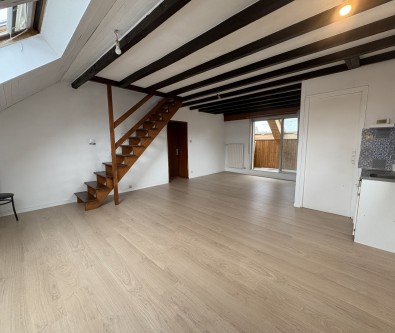 PONTARLIER - CENTRE VILLE : APPARTEMENT DE TYPE 2 EN DUPLEX 