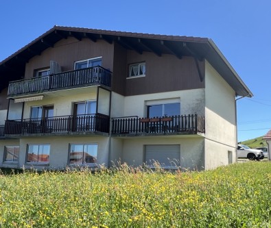 LES FOURGS : APPARTEMENT T2 AVEC GARAGE, A 2MN DE LA DOUANE