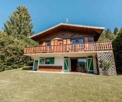 CHALET AUX HOPITAUX NEUFS VUE PANORAMIQUE ET DOUBLE GARAGE I