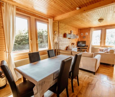 CHALET AUX HOPITAUX NEUFS VUE PANORAMIQUE ET DOUBLE GARAGE I