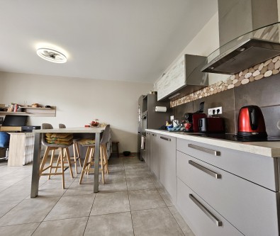DOMMARTIN - APPARTEMENT T3 - GARAGE - TERRASSE
