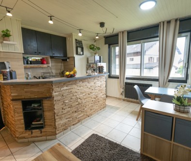 LES FOURGS : APPARTEMENT T2 AVEC GARAGE, A 2MN DE LA DOUANE