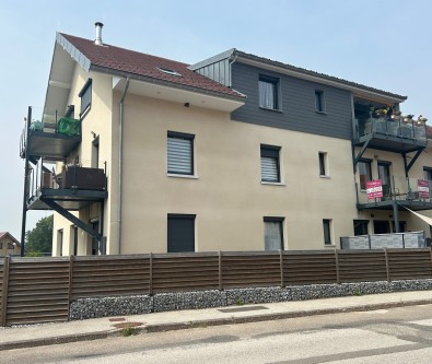 SAINTE COLOMBE - APPARTEMENT T3 MEUBLE 