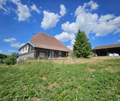 DOMMARTIN - CORPS DE FERME À RÉNOVER - ENVIRON 750 m2 EXPLOI