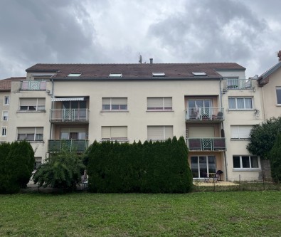 PONTARLIER - STUDIO MEUBLE - CAVE 