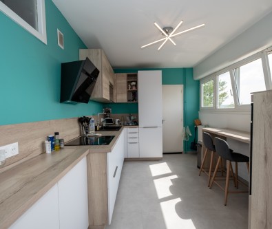 PONTARLIER : APPARTEMENT DE TYPE 4 AVEC BALCON, CAVE, GARAGE