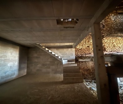 LABERGEMENT SAINTE MARIE : Grange de 100 m2 avec potentiel d