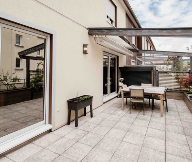 PONTARLIER PLEIN CENTRE VILLE : MAISON avec GRANDE TERRASSE