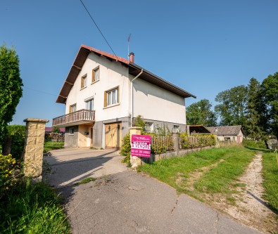 LA RIVIERE DRUGEON : MAISON INDIVIDUELLE SUR SOUS-SOL AVEC H