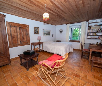 MAISON - CUVIER