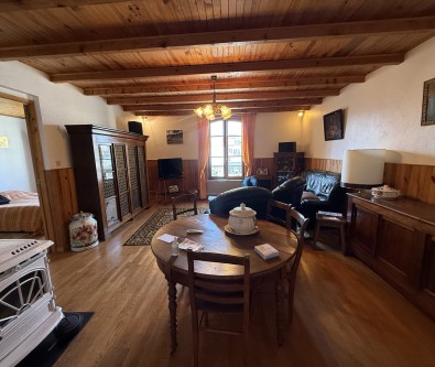 PONTARLIER - AU COEUR DU CENTRE-VILLE - APPARTEMENT DE TYPE 