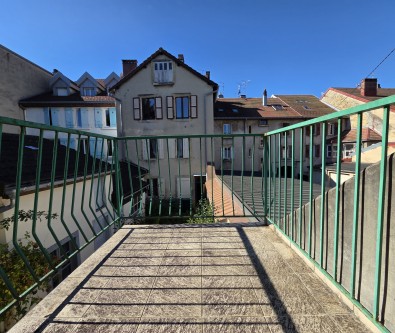 PONTARLIER - MAISON
