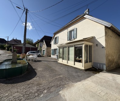 MAISON 5 CHAMBRES - VILLERS SOUS CHALAMONT