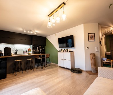 MONTPERREUX : APPARTEMENT DE TYPE 3 AVEC GARAGE ET TERRASSE 