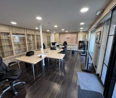 MURS COMMERCIAUX A PROXIMITE DU CENTRE VILLE