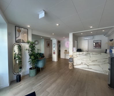 PONTARLIER - CENTRE VILLE - LOCAL CABINET MÉDICAL 