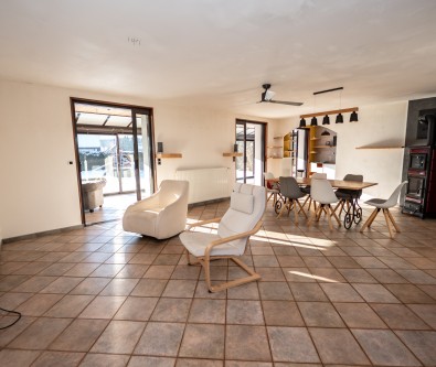 VAL D'USIERS : MAISON DE PLAIN PIED DE 150 m2 SUR UNE PARCEL