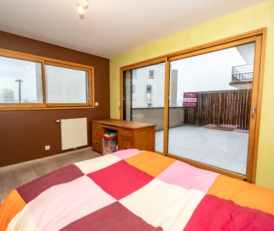 LES EPINETTES : APPARTEMENT DE TYPE 2 AVEC ASCENSEUR, TERRAS