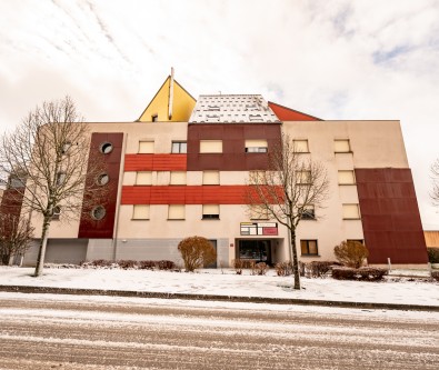 LES EPINETTES : APPARTEMENT DE TYPE 2 AVEC ASCENSEUR, TERRAS