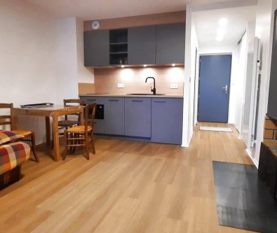 MALBUISSON - STUDIO MEUBLE - VUE LAC - REFAIT A NEUF