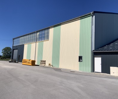 PONTARLIER LOCAL 800 m2