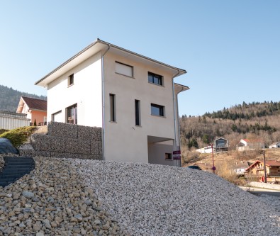 Maison individuelle de 2023 proche frontière