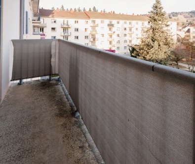 PONTARLIER - APPARTEMENT T4 - BALCON - GARAGE