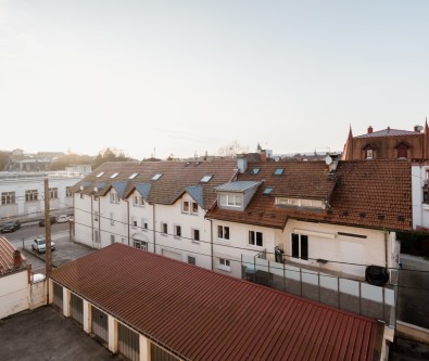 PONTARLIER - APPARTEMENT T4 - BALCON - GARAGE