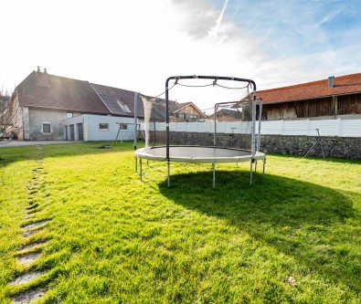 MAISON AUX LONGEVILLES MONT D OR  :  213 m2 + combles aménag