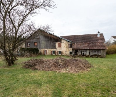 GEVRESIN - FERME A RENOVER