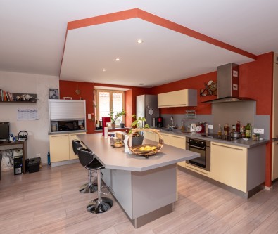 PONTARLIER - APPARTEMENT T3 - CENTRE VILLE