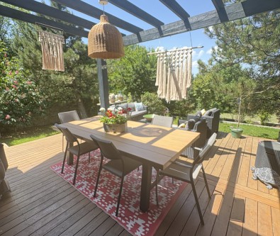 CHALET D'EXCEPTION DE 227 M2 à BONNEVAUX sur 1 220 m2 de ter