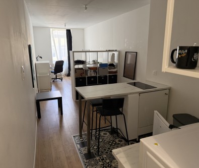 CENTRE VILLE PONTARLIER - APPARTEMENT STUDIO 
