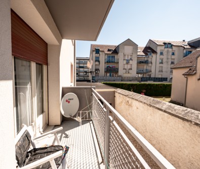 PONTARLIER - APPARTEMENT T3 - BALCON