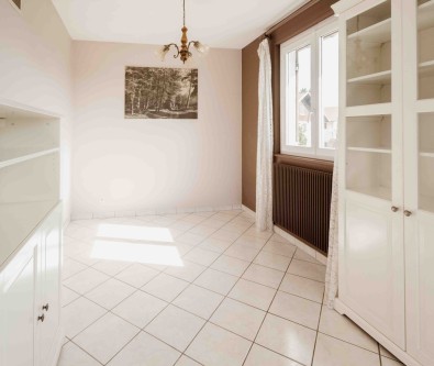 VAUX ET CHANTEGRUE MAISON FAMILIALE EVOLUTIVE SUR 615 M2