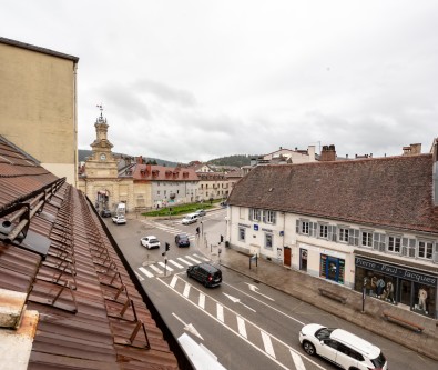 PONTARLIER - APPARTEMENT T3 - CENTRE VILLE