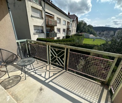 PONTARLIER - APPARTEMENT T3 - BALCON - GARAGE