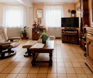PONTARLIER - MAISON 3 CHAMBRES