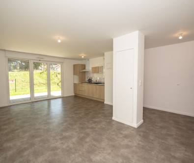 APPARTEMENT T2 PROCHE FRONTIERE EN REZ-DE-JARDIN