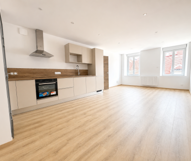 PONTARLIER : APPARTEMENT DE TYPE 2 AU COEUR DU CENTRE-VILLE