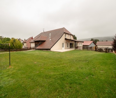 Appartement GELLIN duplex terrasse et garage