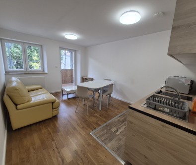 HYPER CENTRE PONTARLIER : APPARTEMENT DE TYPE 2 AVEC BALCON