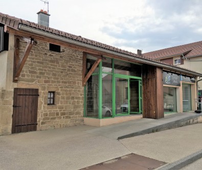 HOUTAUD - LOCAL COMMERCIAL 139M2 
